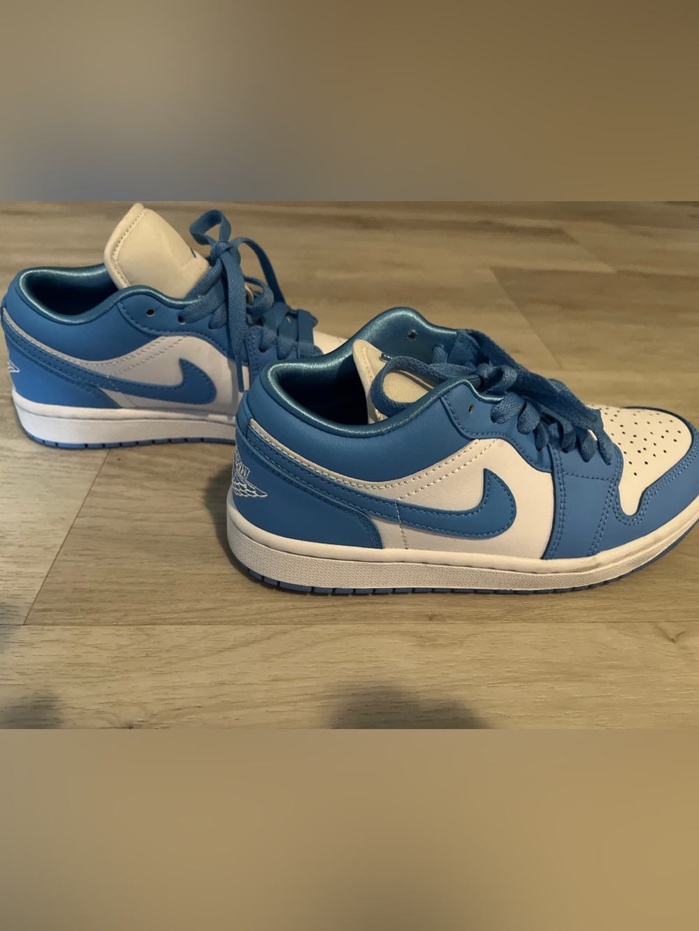 Nike Air Jordan 1 low worn 1x no flaws.